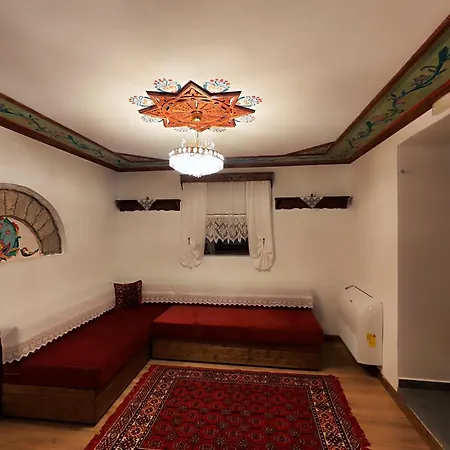 Balcony Of The Old 3*