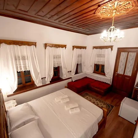 Balcony Of The Old 3*